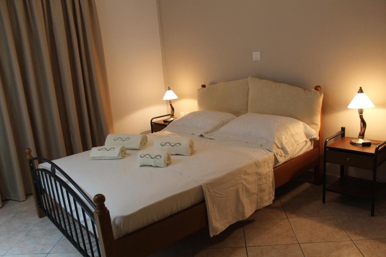 Vakis Apartments 5 Romanon Экстерьер фото